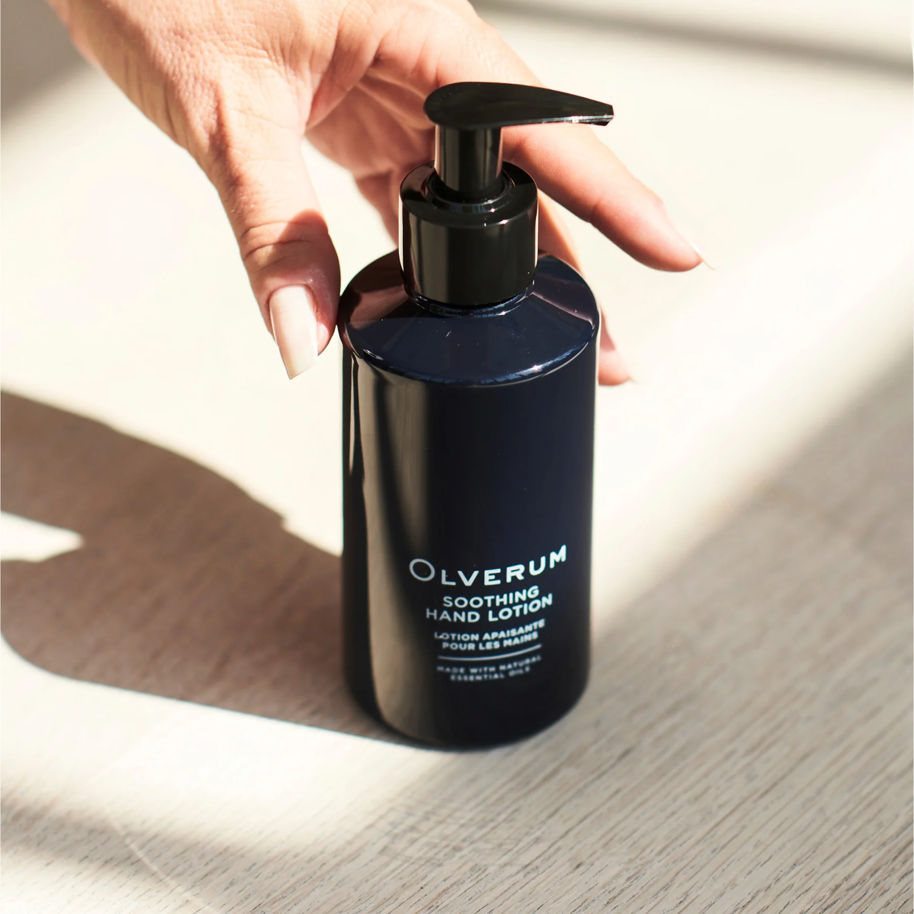 Olverum Soothing Hand Lotion, 250 ML - Image 5